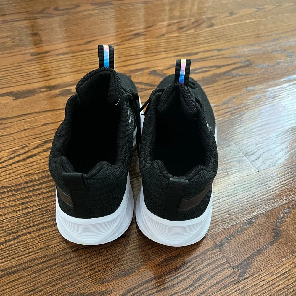 Super Lightweight And Soft Black Mesh Running Shoes
